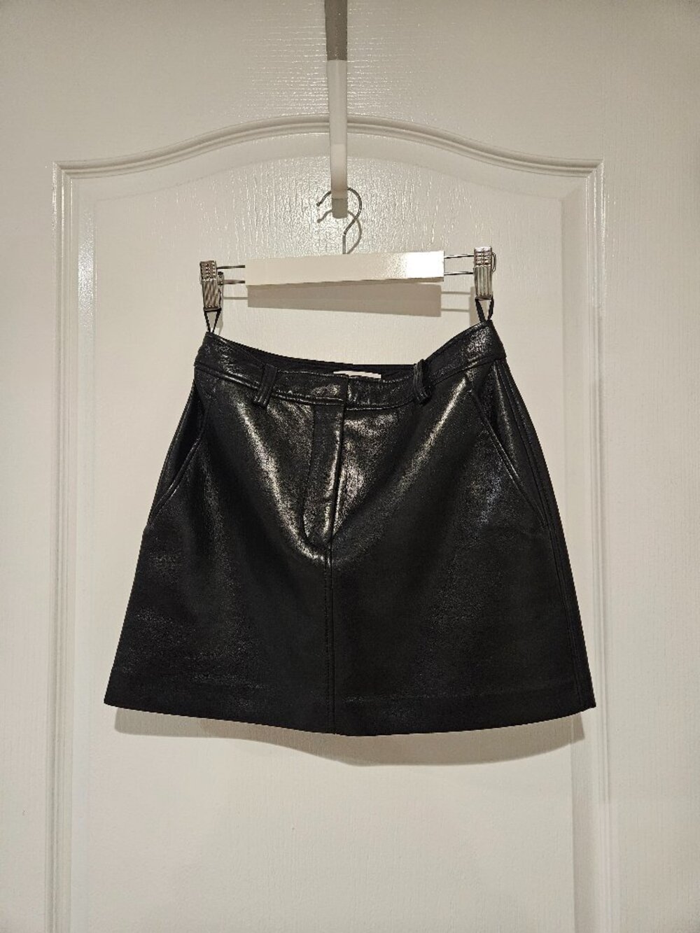 Aritzia babaton leather skirt